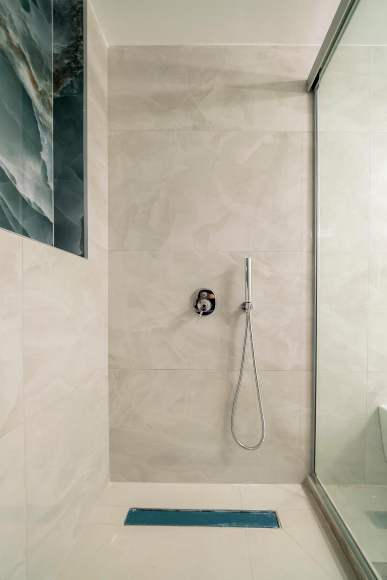 Neon 2Br Luxurious Central Apt Heraklion Luaran gambar