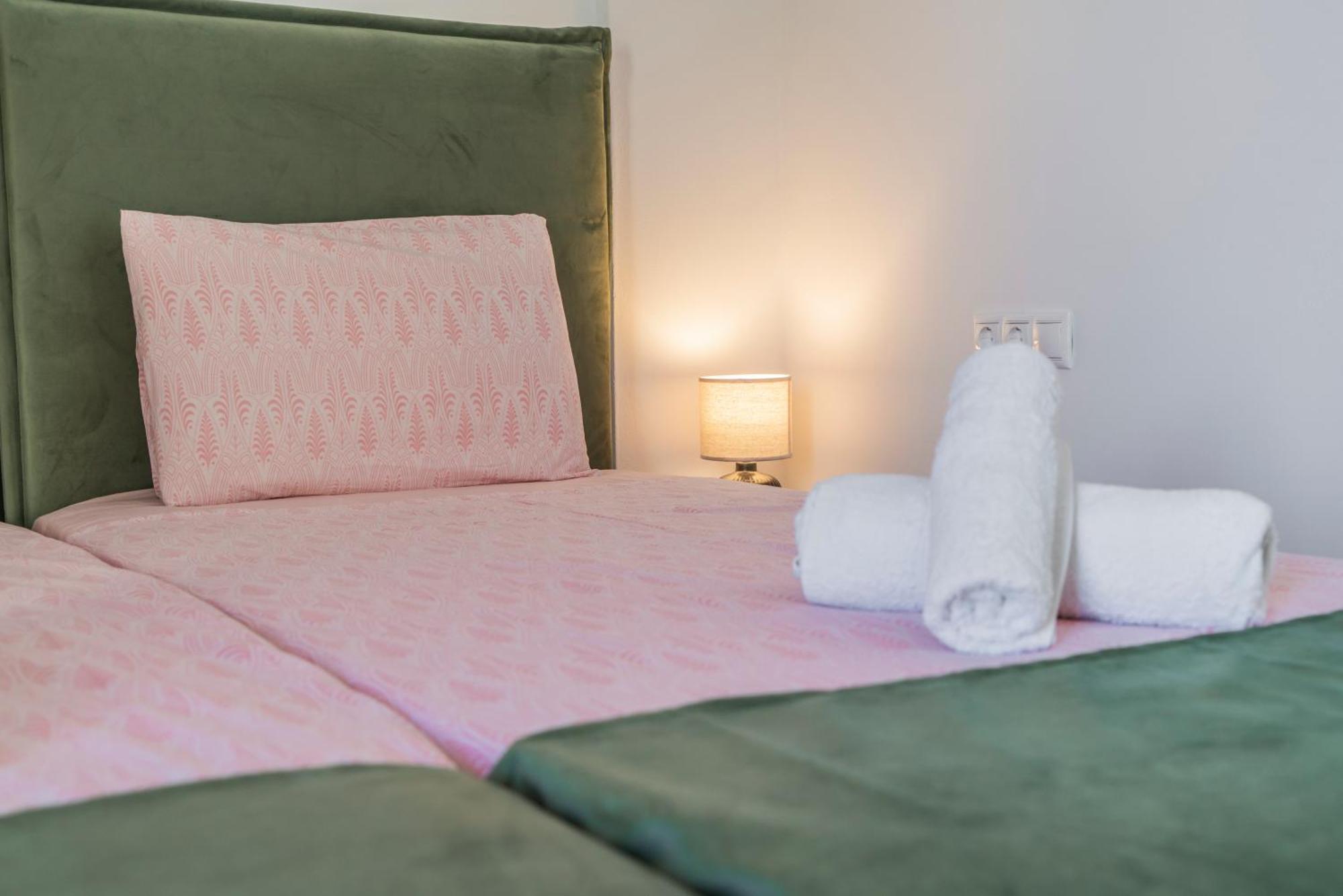 Neon 2Br Luxurious Central Apt Heraklion Luaran gambar